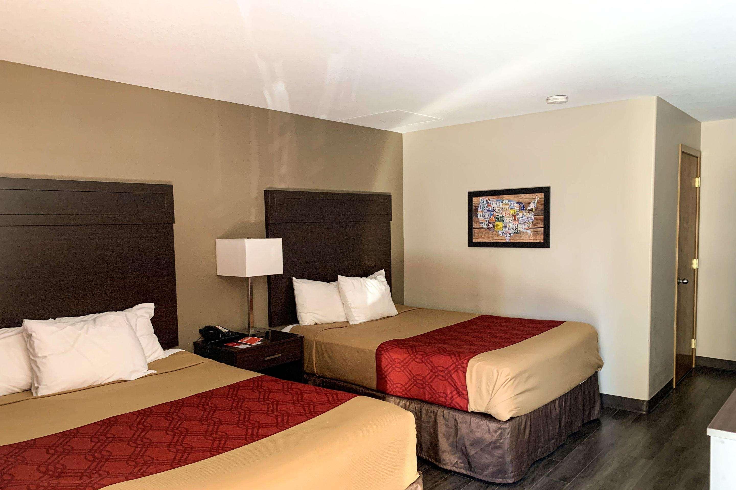 Econo Lodge City Center Портланд Екстериор снимка